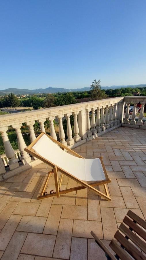 La Casa Del Mago Camere E Appartamenti Pissignano Εξωτερικό φωτογραφία